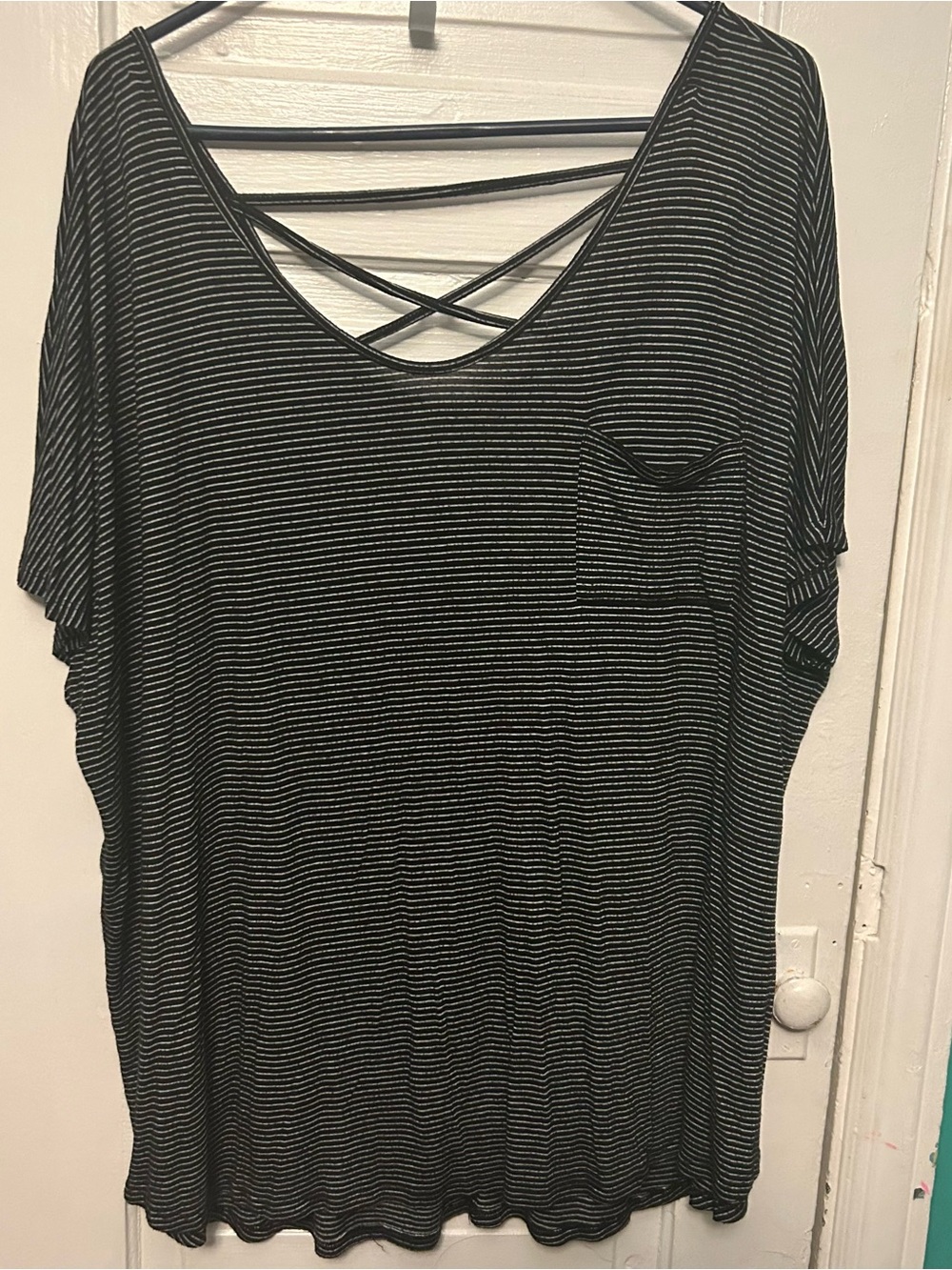 Faded Glory Black & White Striped Crisscross Back Pocket Tunic